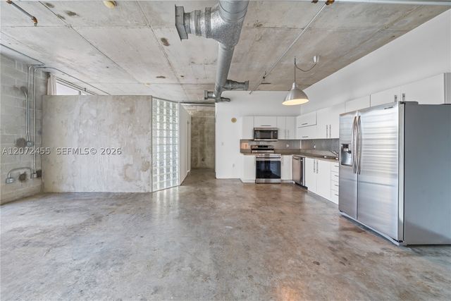 444 NE 30th St 702, Miami, FL 33137