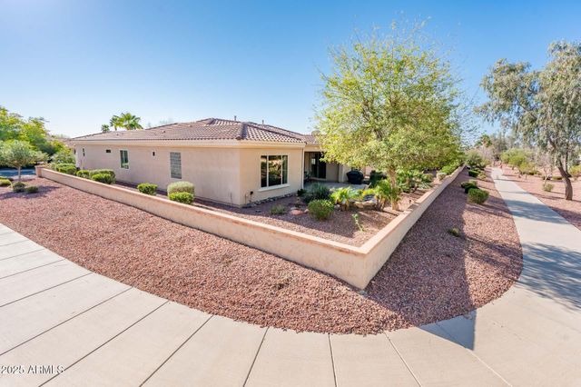 23216 N GAVIOTA Drive, Sun City West, AZ 85375