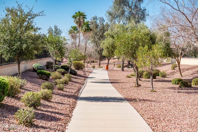 23216 N GAVIOTA Drive, Sun City West, AZ 85375