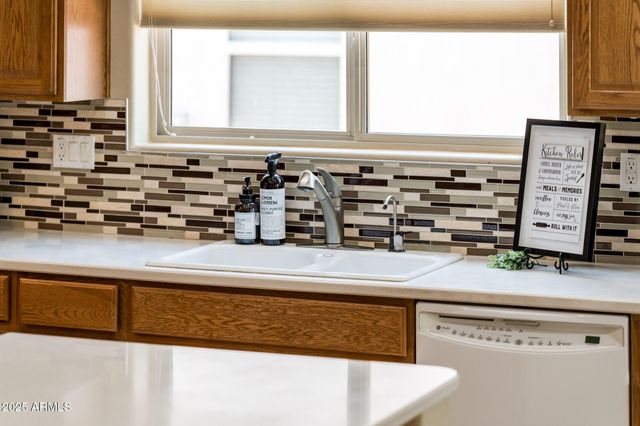 23216 N GAVIOTA Drive, Sun City West, AZ 85375