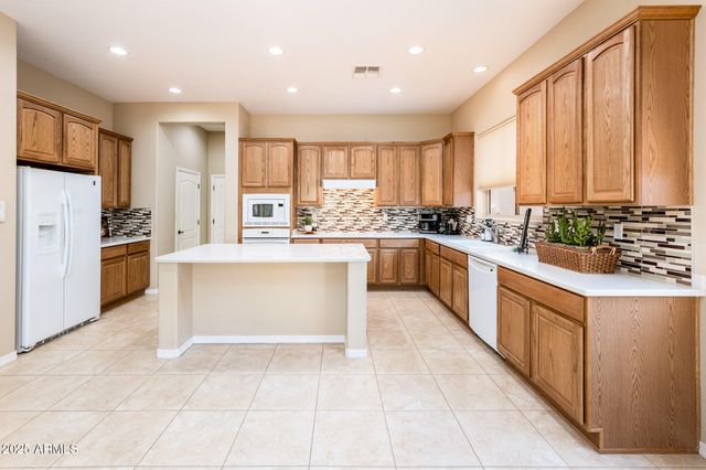 23216 N GAVIOTA Drive, Sun City West, AZ 85375