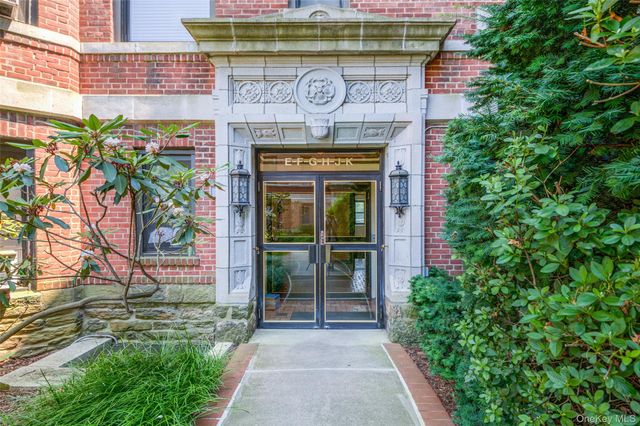 11 Alden Road 4J, Larchmont, NY 10538