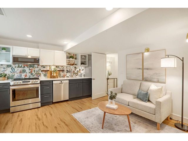 873 9th St, Boulder, CO 80302