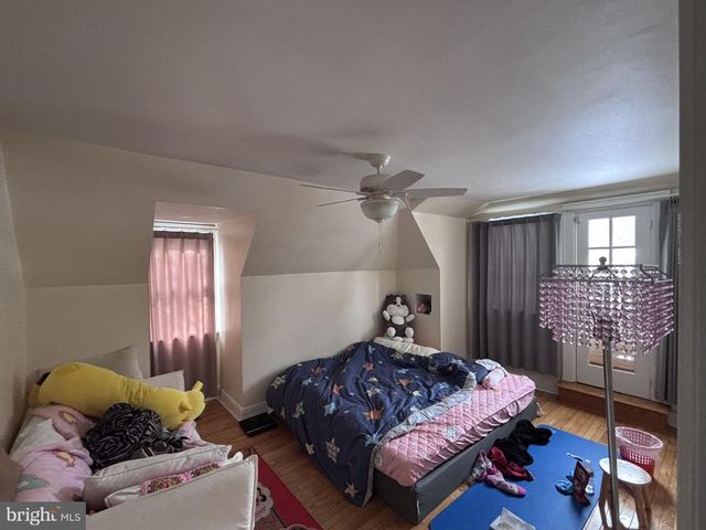 1058 HUNTINGDON PIKE, Huntingdon Valley, PA 19006