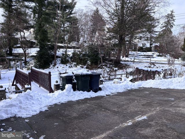 1058 HUNTINGDON PIKE, Huntingdon Valley, PA 19006