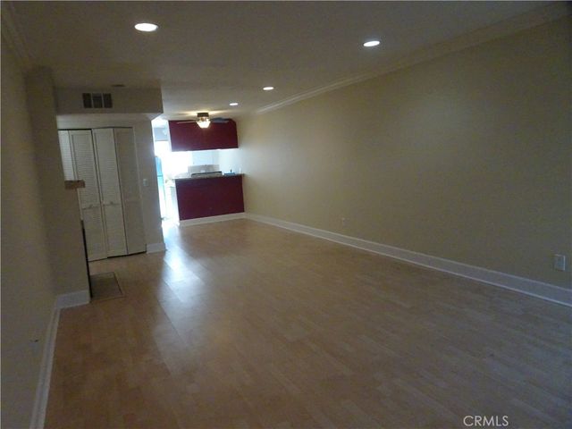 7035 Woodley, Van Nuys, CA 91406