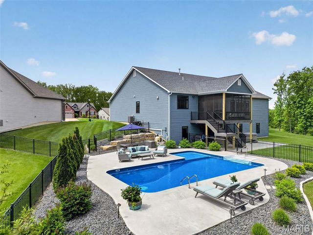 507 Stonewolf Creek Drive, Wentzville, MO 63385