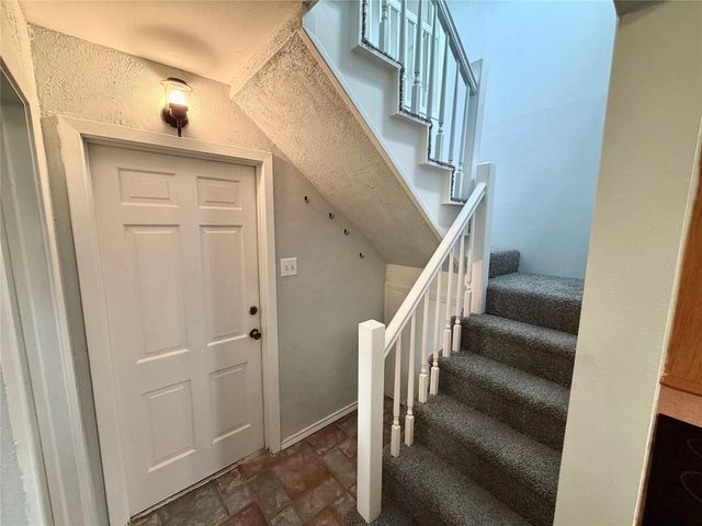 311 Southern Oaks Drive, Lake Jackson, TX 77566