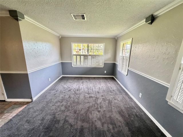 311 Southern Oaks Drive, Lake Jackson, TX 77566