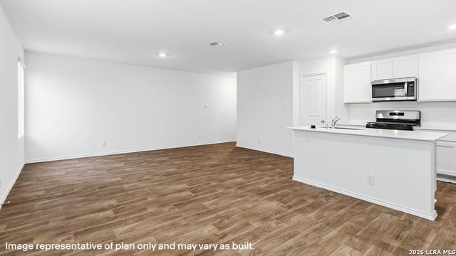 5958 Celestite Bend, San Antonio, TX 78222