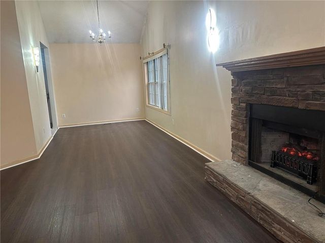 1735 Silver Way, Lithia Springs, GA 30122