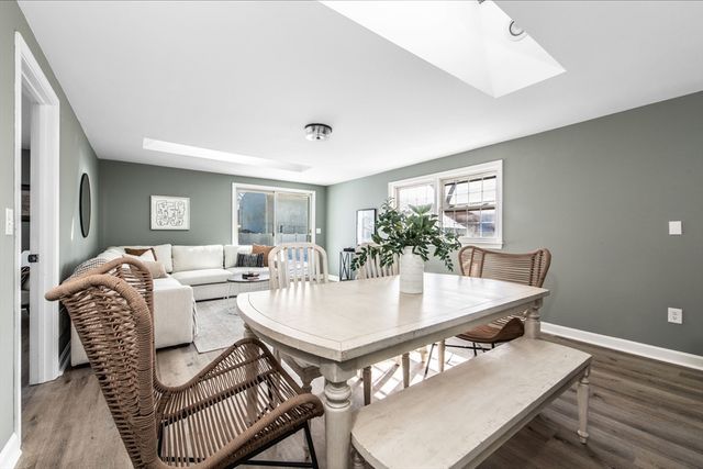 70 Manistee St, Pawtucket, RI 02861