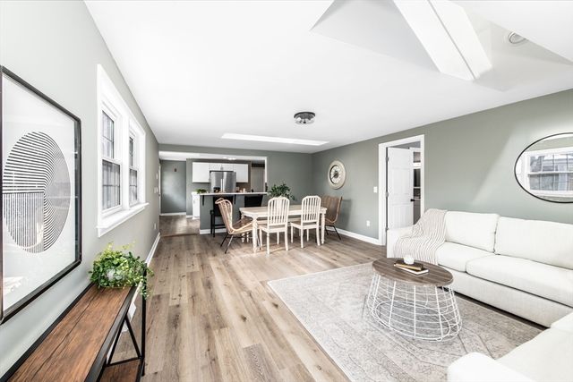 70 Manistee St, Pawtucket, RI 02861