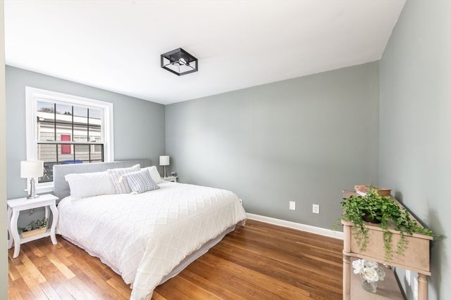 70 Manistee St, Pawtucket, RI 02861