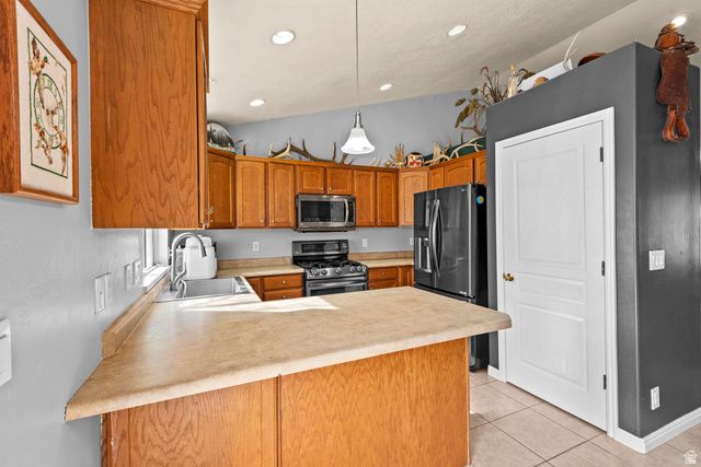 2146 E SHADOW DR, Eagle Mountain, UT 84005