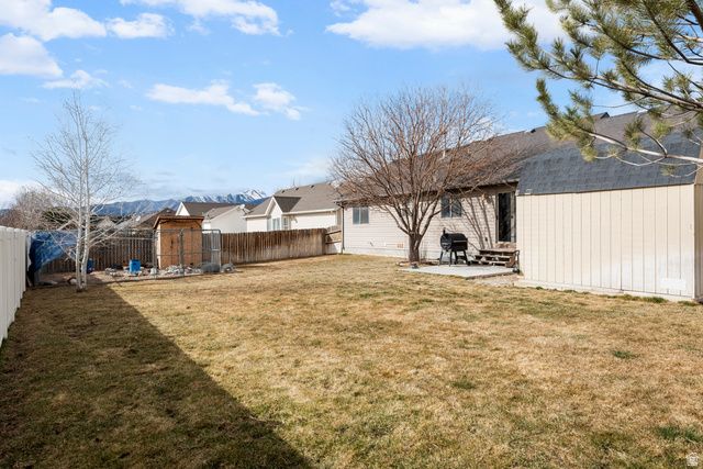2146 E SHADOW DR, Eagle Mountain, UT 84005