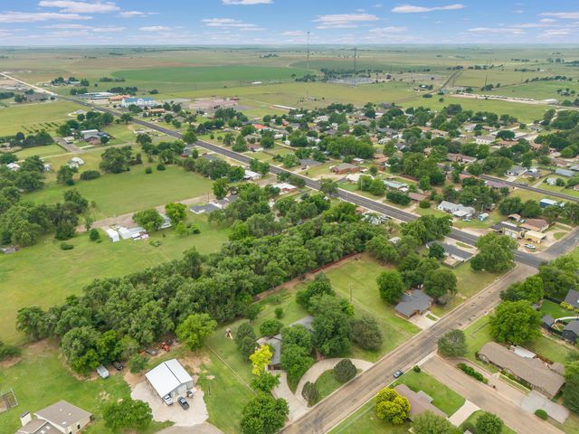 300 W 11th Street, Wheeler, TX 79096