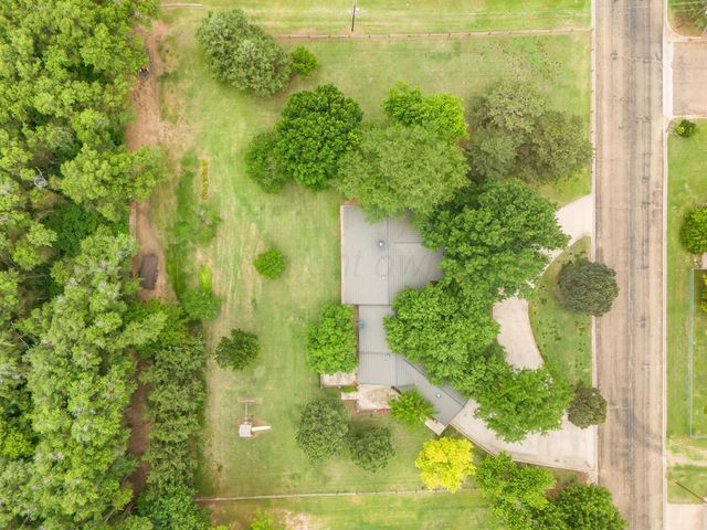 300 W 11th Street, Wheeler, TX 79096