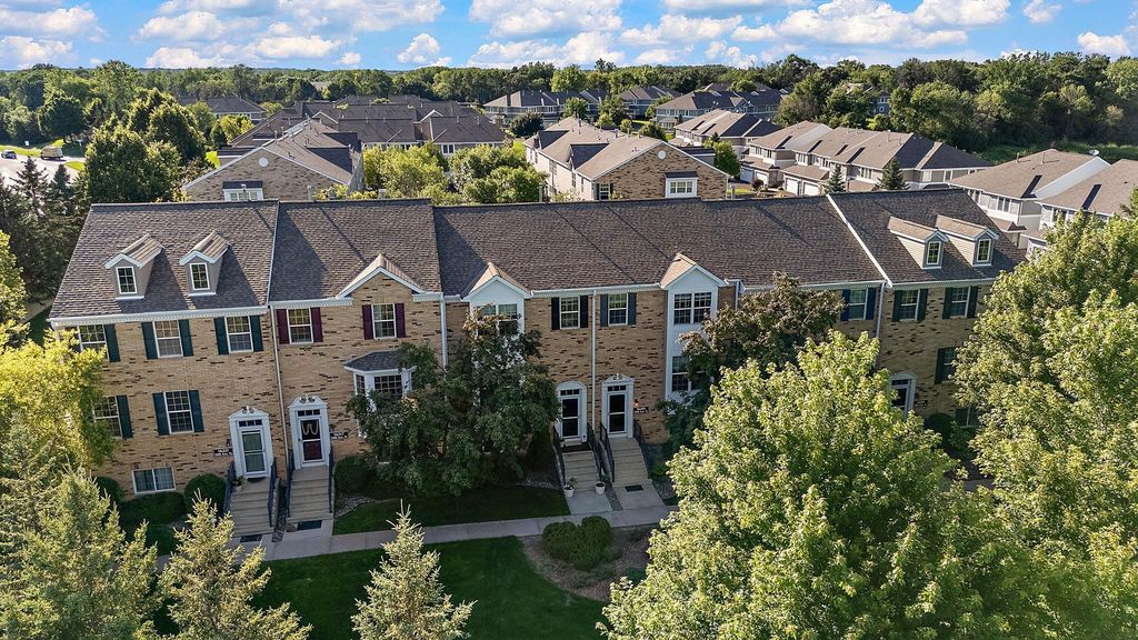 16213 50th Avenue N, Plymouth, MN 55446