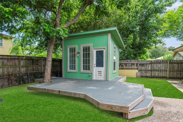 4513 W 43rd Street, Houston, TX 77092