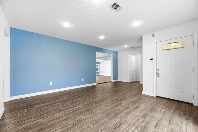 4513 W 43rd Street, Houston, TX 77092