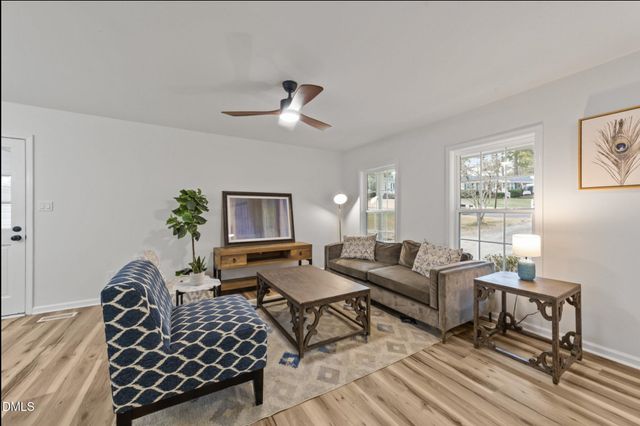 606 Hobson Wood Court, Garner, NC 27529