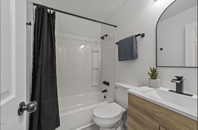 606 Hobson Wood Court, Garner, NC 27529