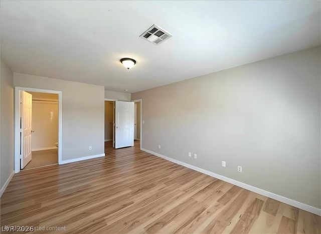 10164 Tree Bark Street, Las Vegas, NV 89183