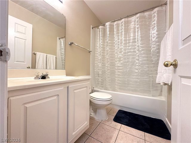 10164 Tree Bark Street, Las Vegas, NV 89183