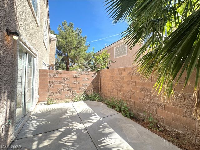 10164 Tree Bark Street, Las Vegas, NV 89183