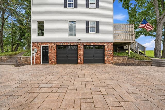 267 Forsythe Road, Adams Twp, PA 16046
