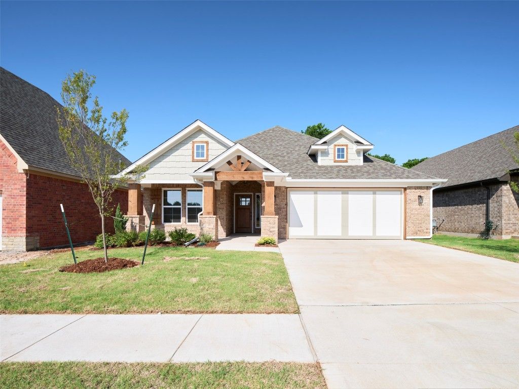 221 Carat Drive, Yukon, OK 73099