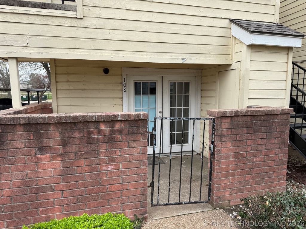 1804 E 66th Place S E108, Tulsa, OK 74136