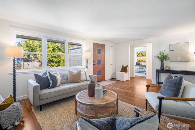 1557 NE 171st Street, Shoreline, WA 98155