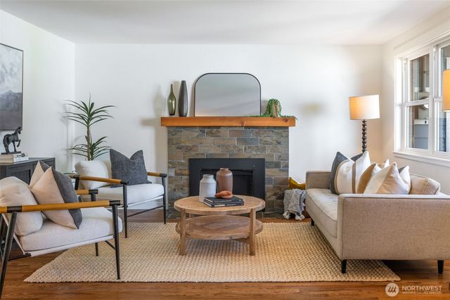 1557 NE 171st Street, Shoreline, WA 98155