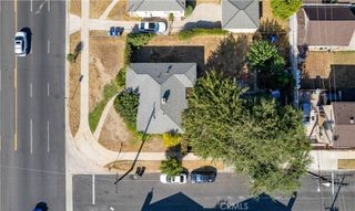 14005 Victory Boulevard, Van Nuys, CA 91401