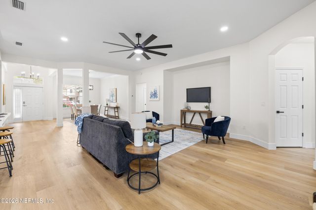 12114 JADE POINT Court, Jacksonville, FL 32218