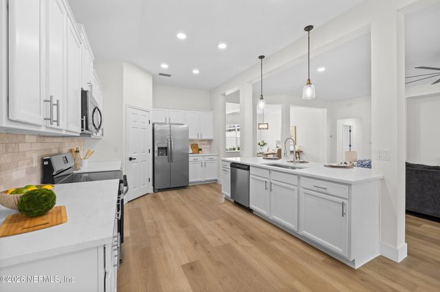 12114 JADE POINT Court, Jacksonville, FL 32218