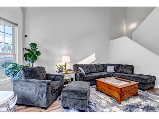 6105 Trailhead Rd, Highlands Ranch, CO 80130