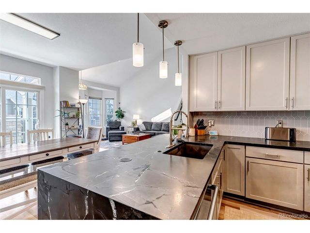 6105 Trailhead Rd, Highlands Ranch, CO 80130