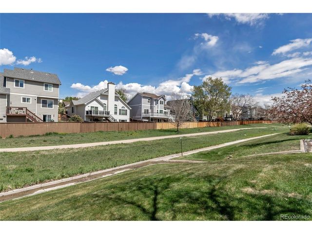 6105 Trailhead Rd, Highlands Ranch, CO 80130