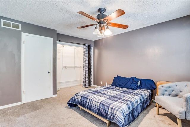 10 Argon Dr, Goddard, KS 67052