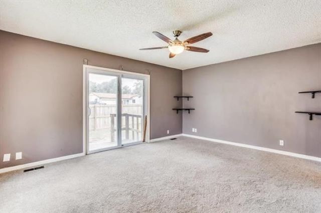 10 Argon Dr, Goddard, KS 67052