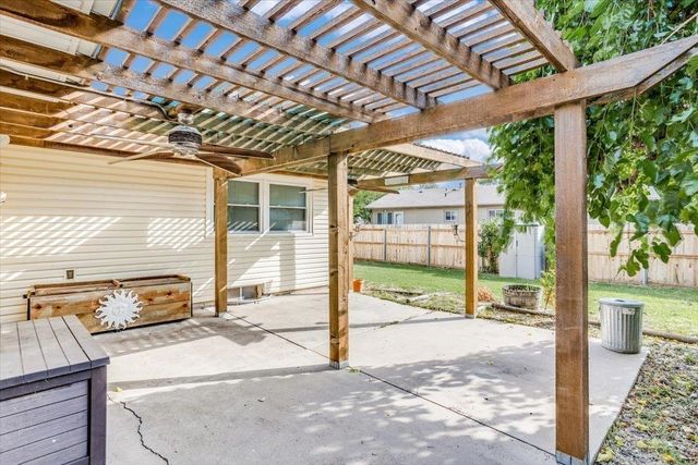 10 Argon Dr, Goddard, KS 67052