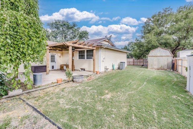10 Argon Dr, Goddard, KS 67052