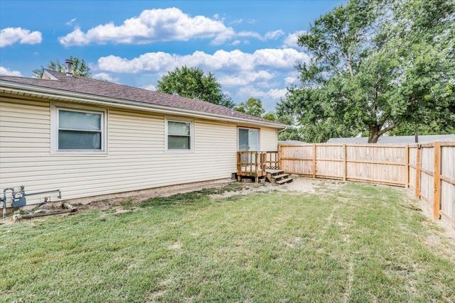 10 Argon Dr, Goddard, KS 67052