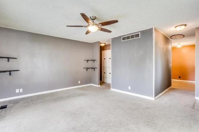 10 Argon Dr, Goddard, KS 67052