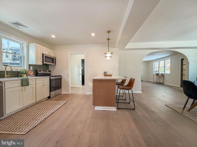 101 WALNUT LN, Yardley, PA 19067