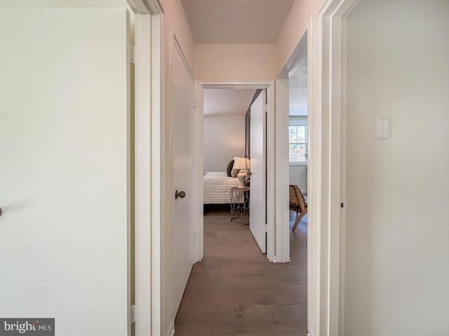 101 WALNUT LN, Yardley, PA 19067