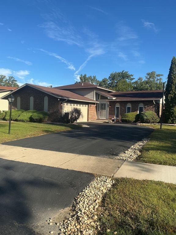 5304 Arquilla Drive, Richton Park, IL 60471 — exterior